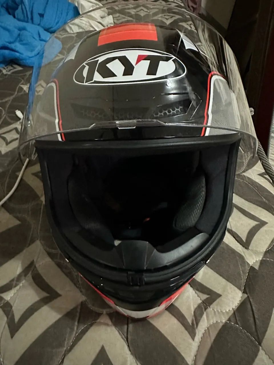Capacete kyt zero 