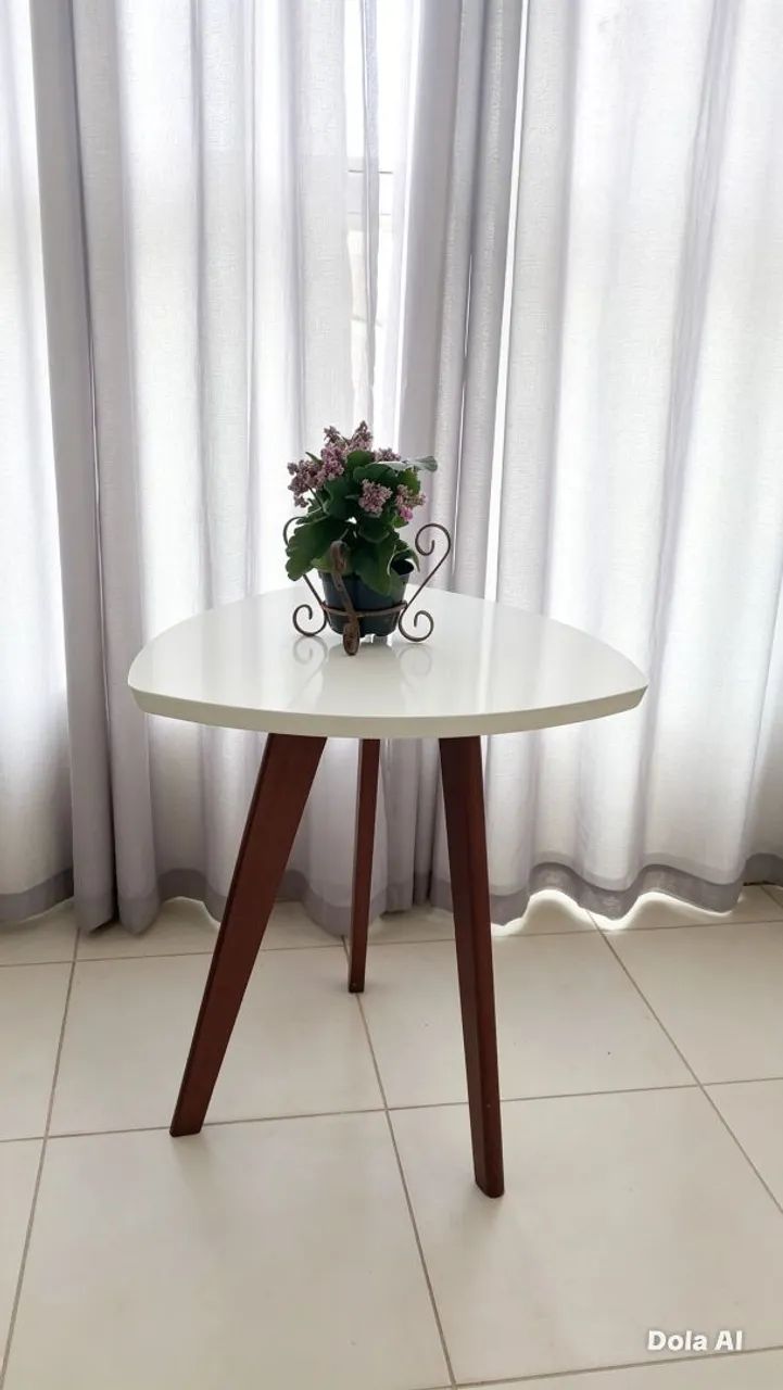 Mesa de canto 