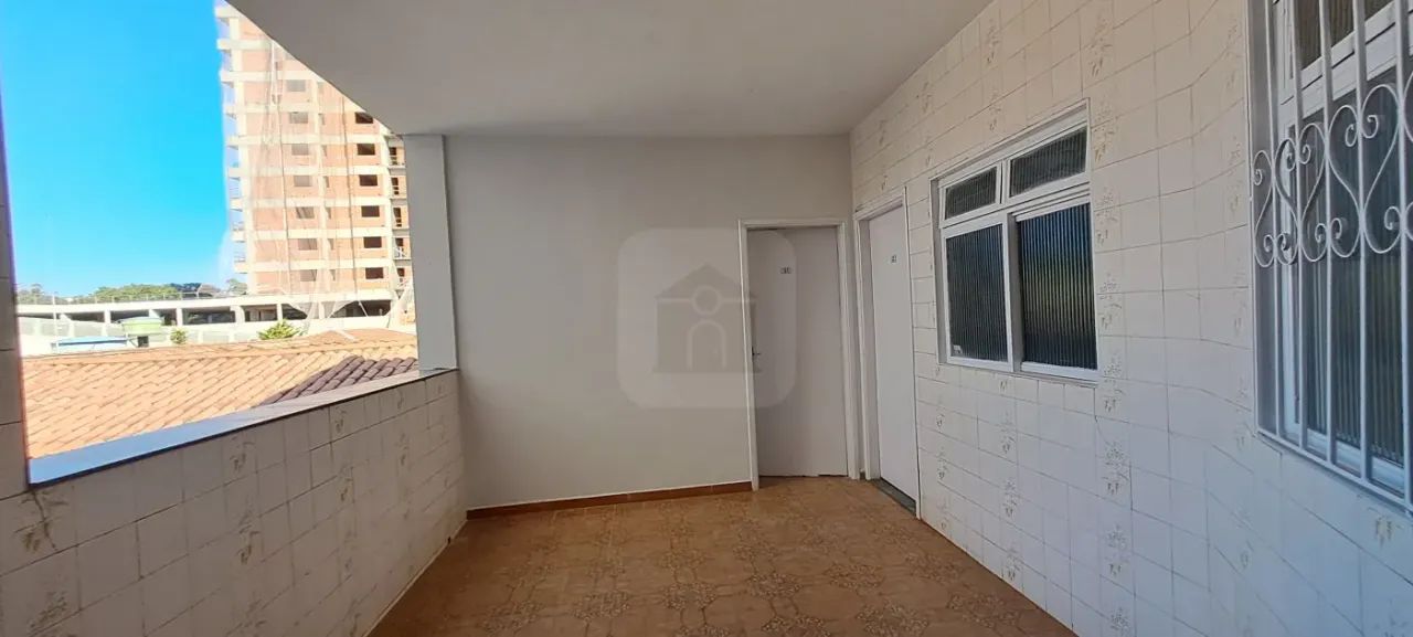 Prédio comercial lojas e hotel ao lado praia club - Foto 2