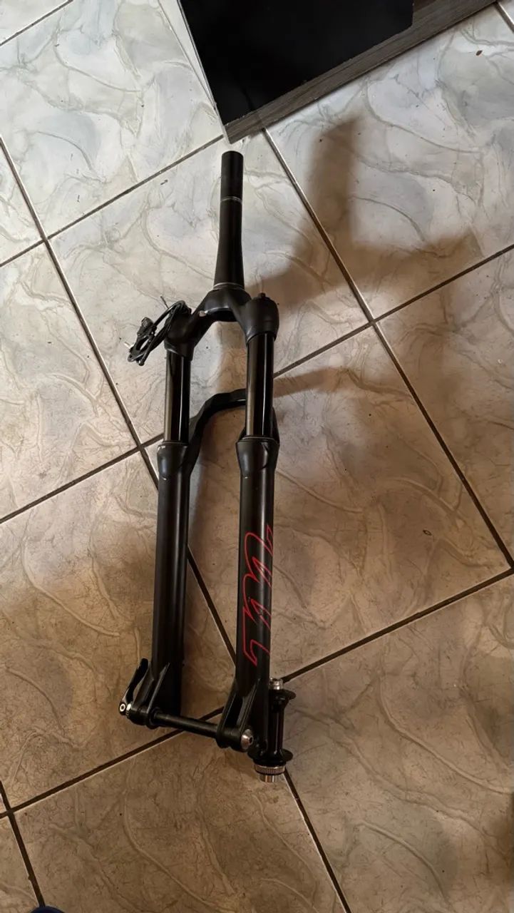 Suspensão manitou marvel