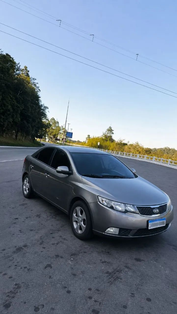 KIA Cerato 1.6 16V AUT. 2010