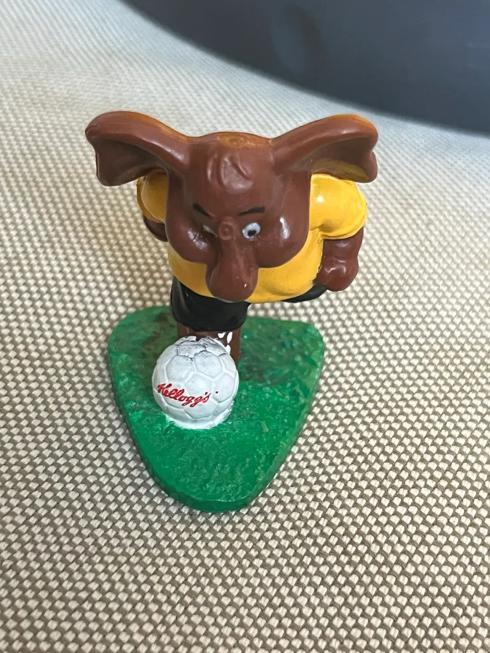 Elefante Kelvin Kellogs colecionável copa anos 90 - Foto 2
