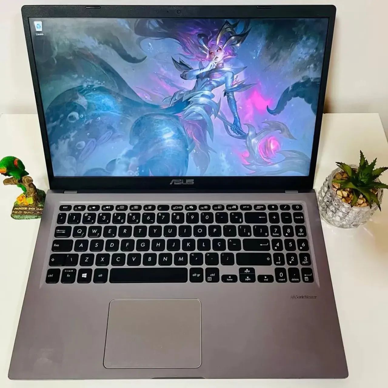 Notebook 1tb de memória tela de 17 polegadas 