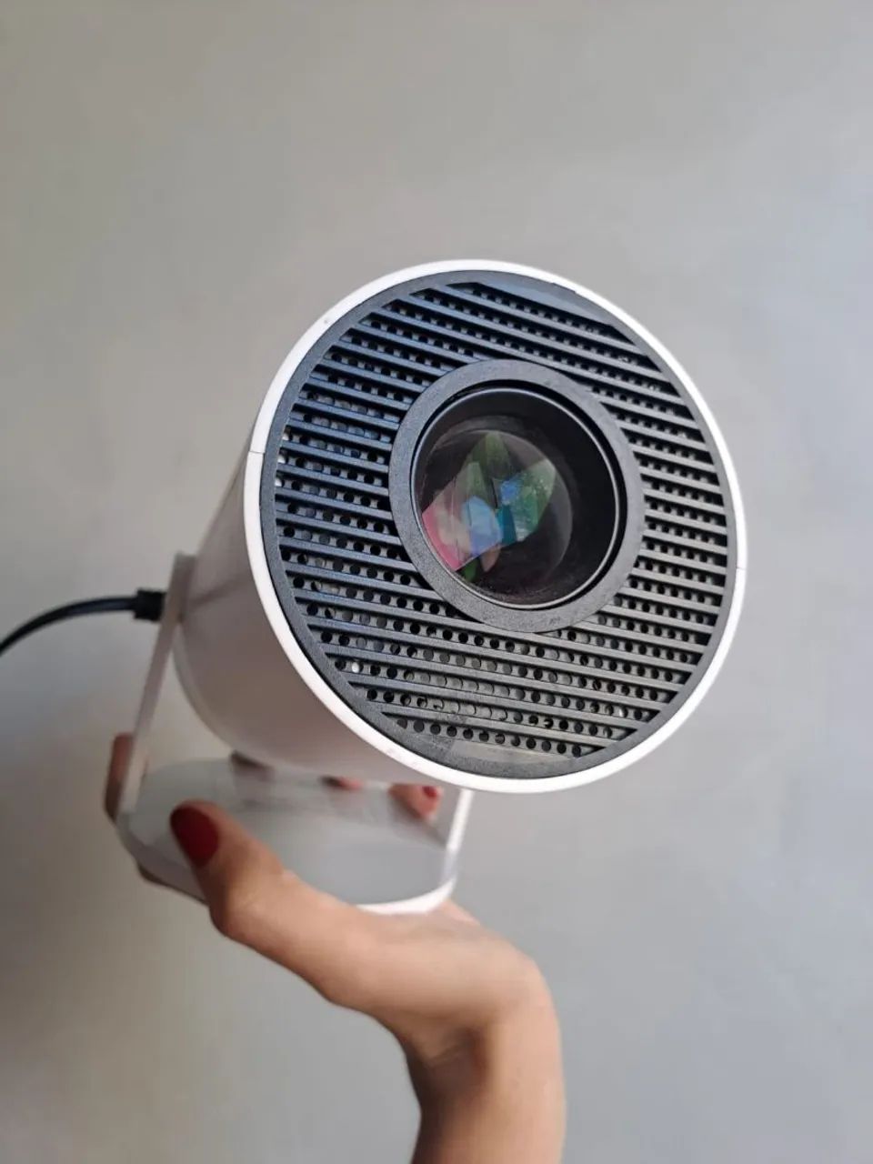 Projetor HY300 Smart Android Wi-Fi Bluetooth - Excelente Estado