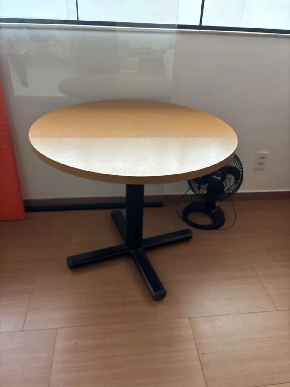 Mesa para escritório redonda