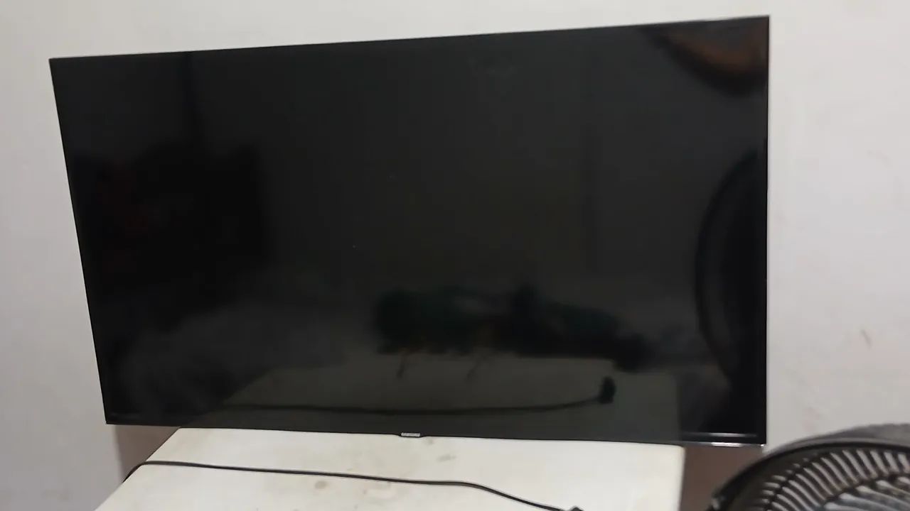 Vende-se TV smart Samsung de 42 polegadas  - Foto 2
