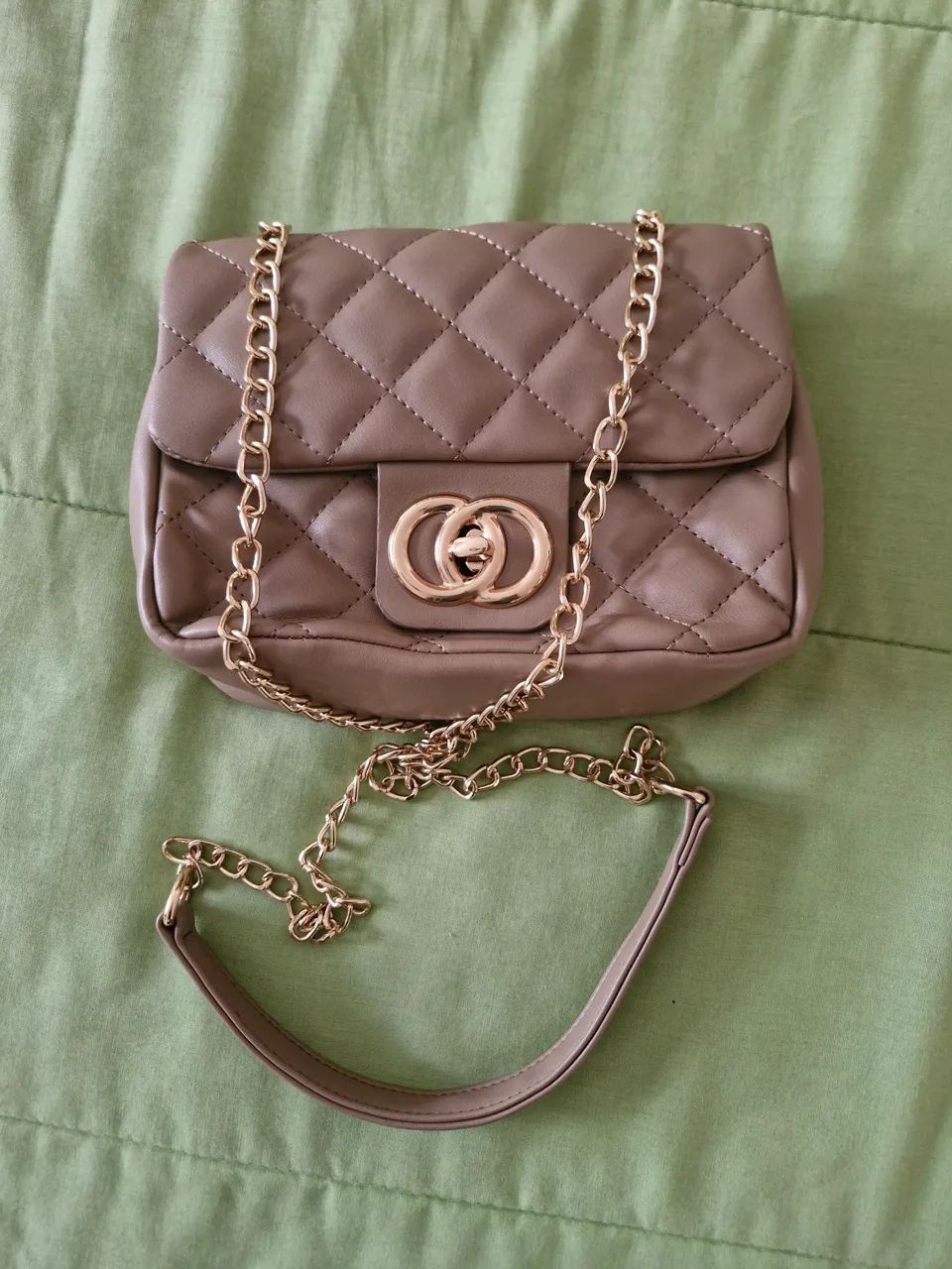 Bolsa bege pequena
