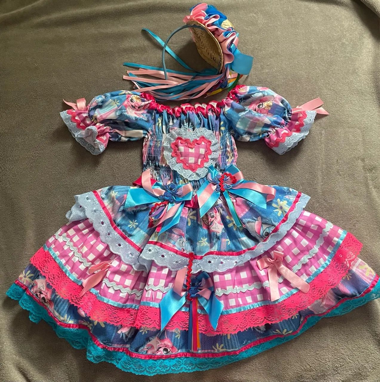 Vestido junino Stitch