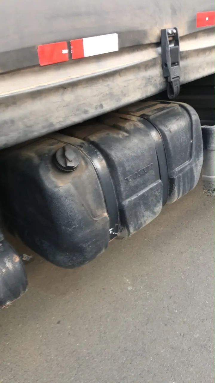 VOLVO VM 260 6x2