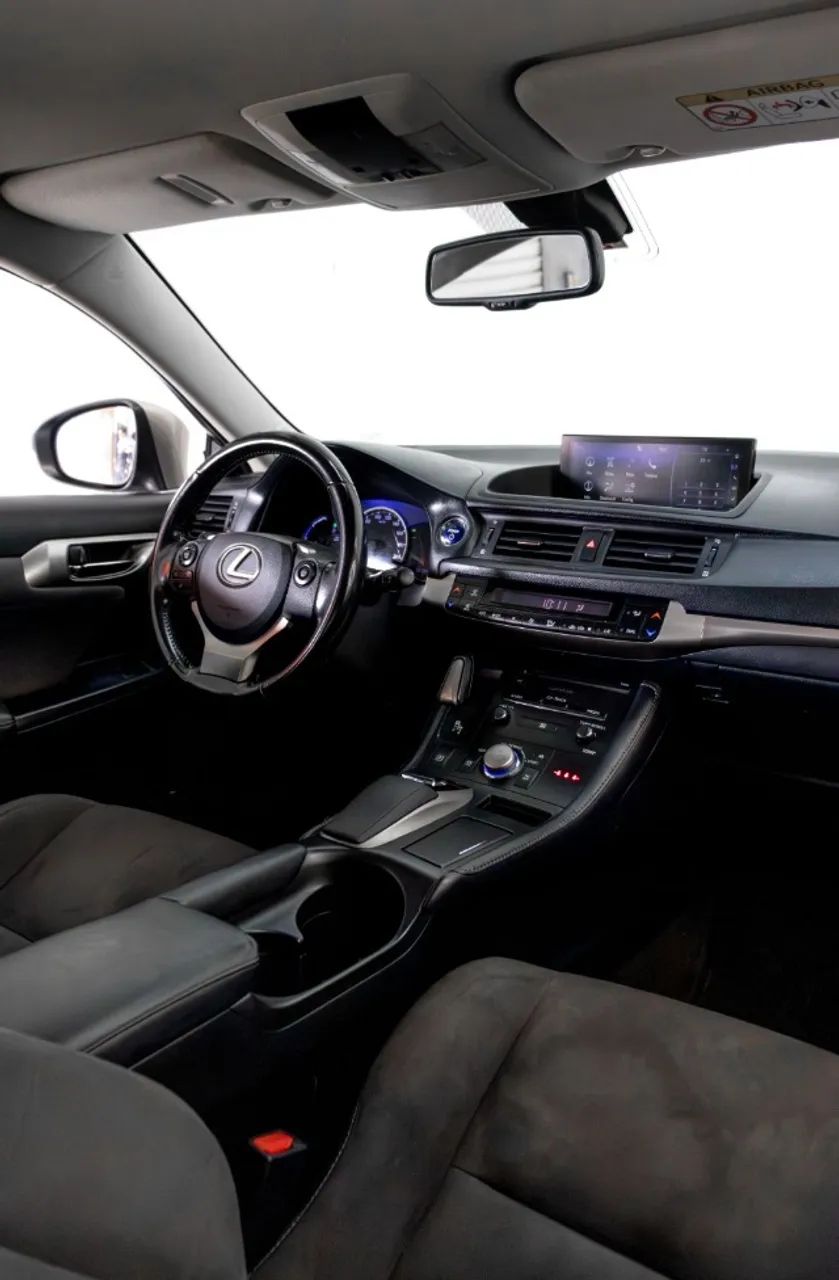 Lexus CT200h 1.8 16V Hibrid Aut., foto 4 de 9