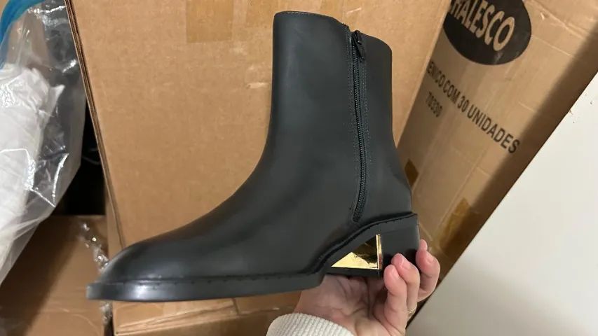 Bota Arezzo - na caixa - Foto 3
