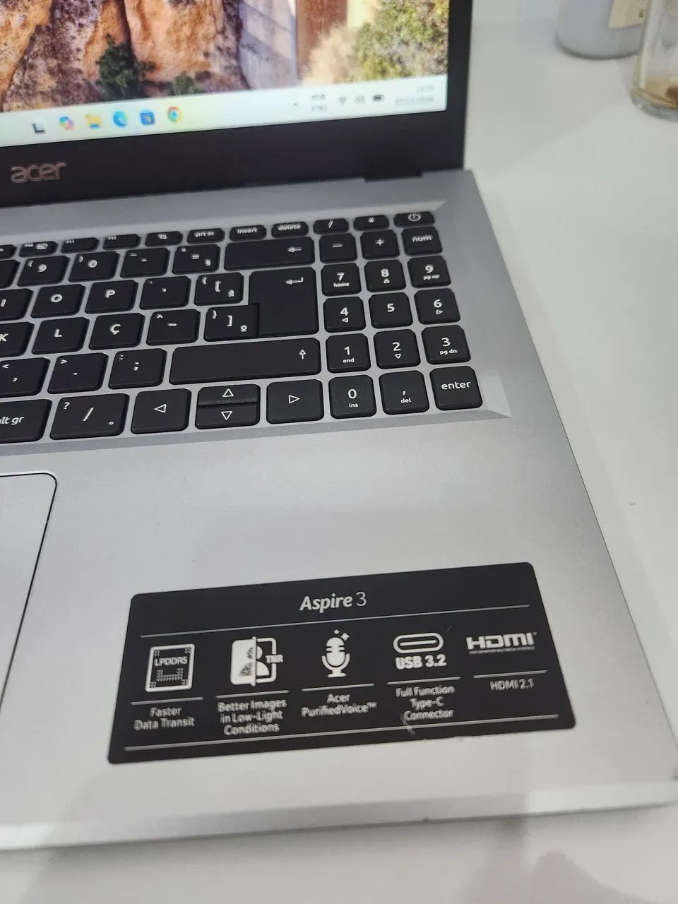 Acer Aspire 3 ryzen 3 7320U DDR5 - Foto 4