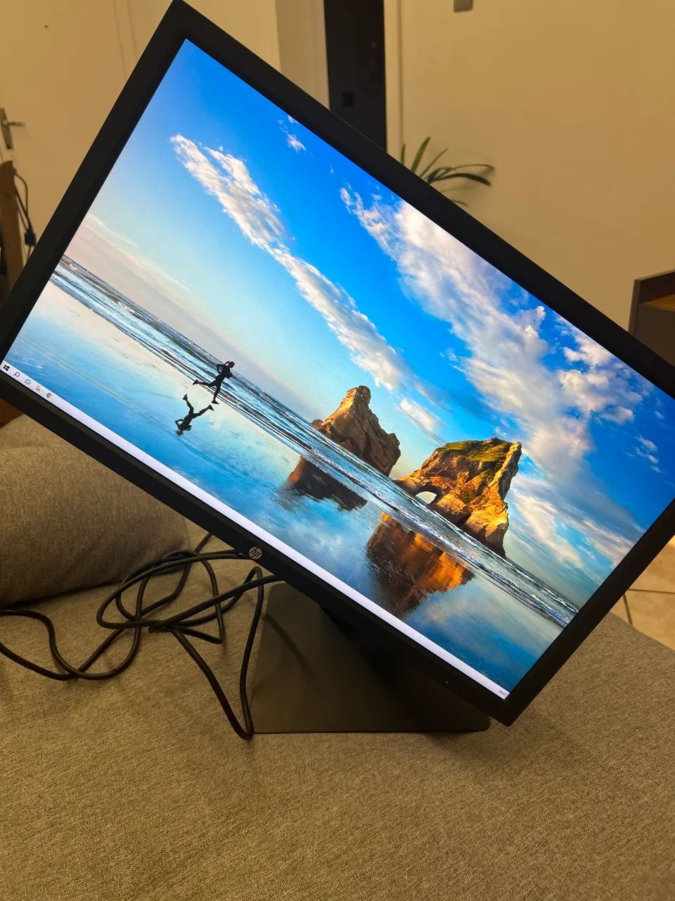 Monitor HP - 22? - seminovo  - Foto 3