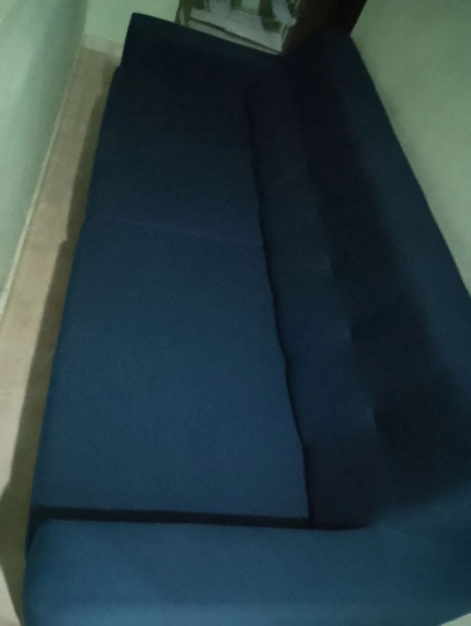 Sofá para três lugares. Confortável em boa condição  - Foto 2