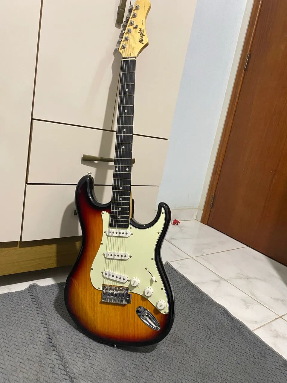 Guitarra musical  - Foto 2
