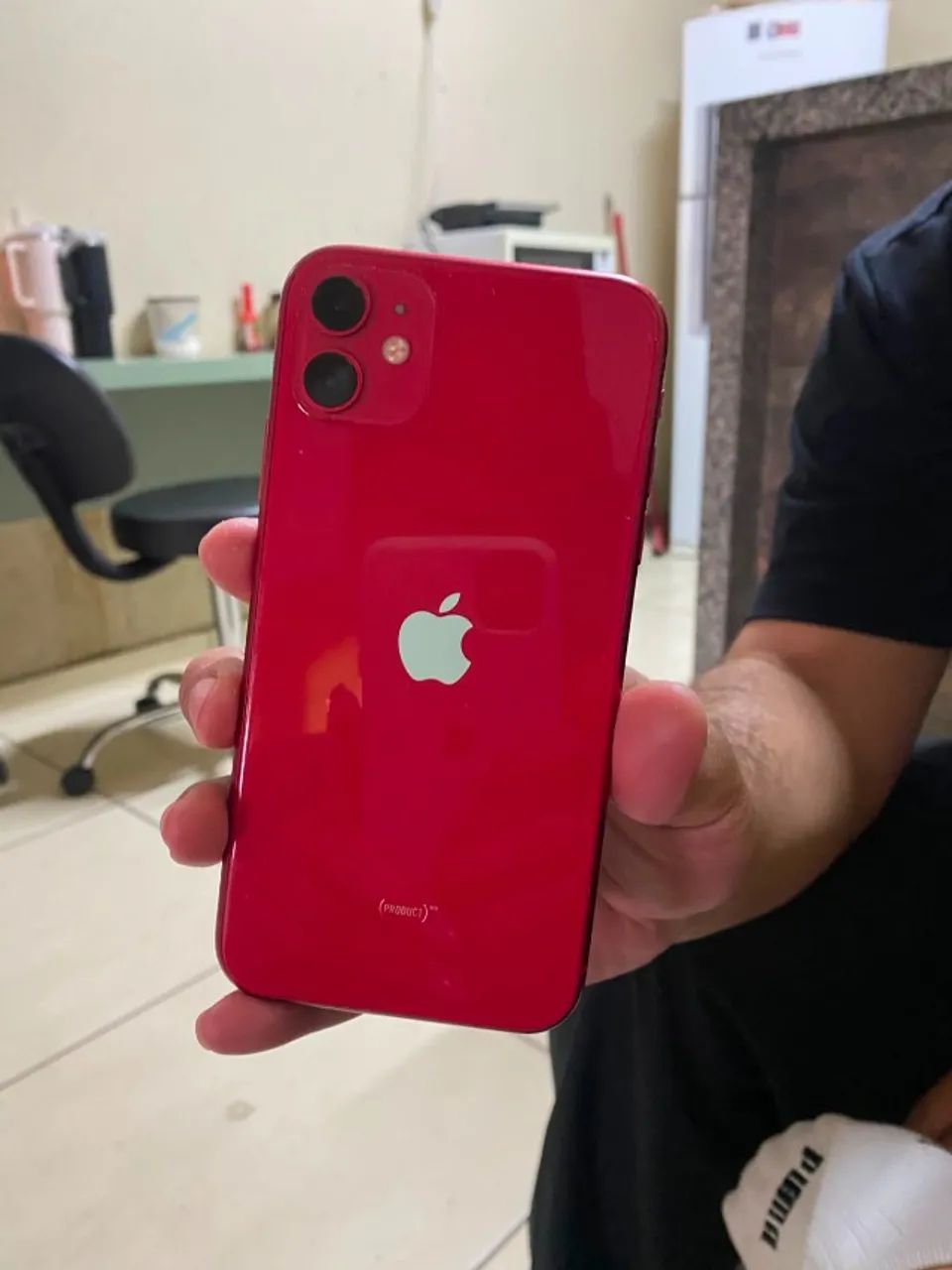 iPhone 11 64GB (72%)