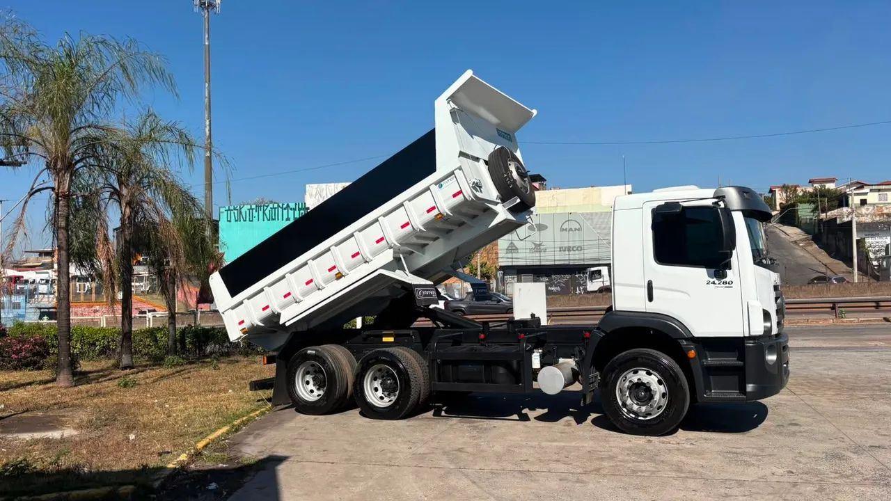 24-280 2018  - Foto 4