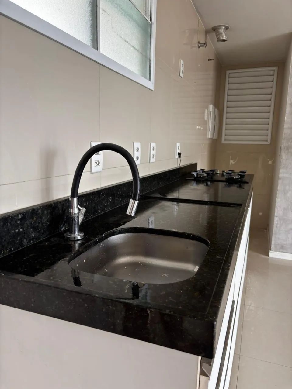 Bancada de Granito422081690328125443