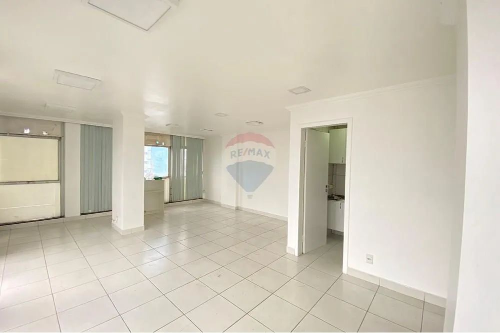 Sala Comercial no Centro de Manaus, valor R$ 130.000,00, com 54m² - Foto 5