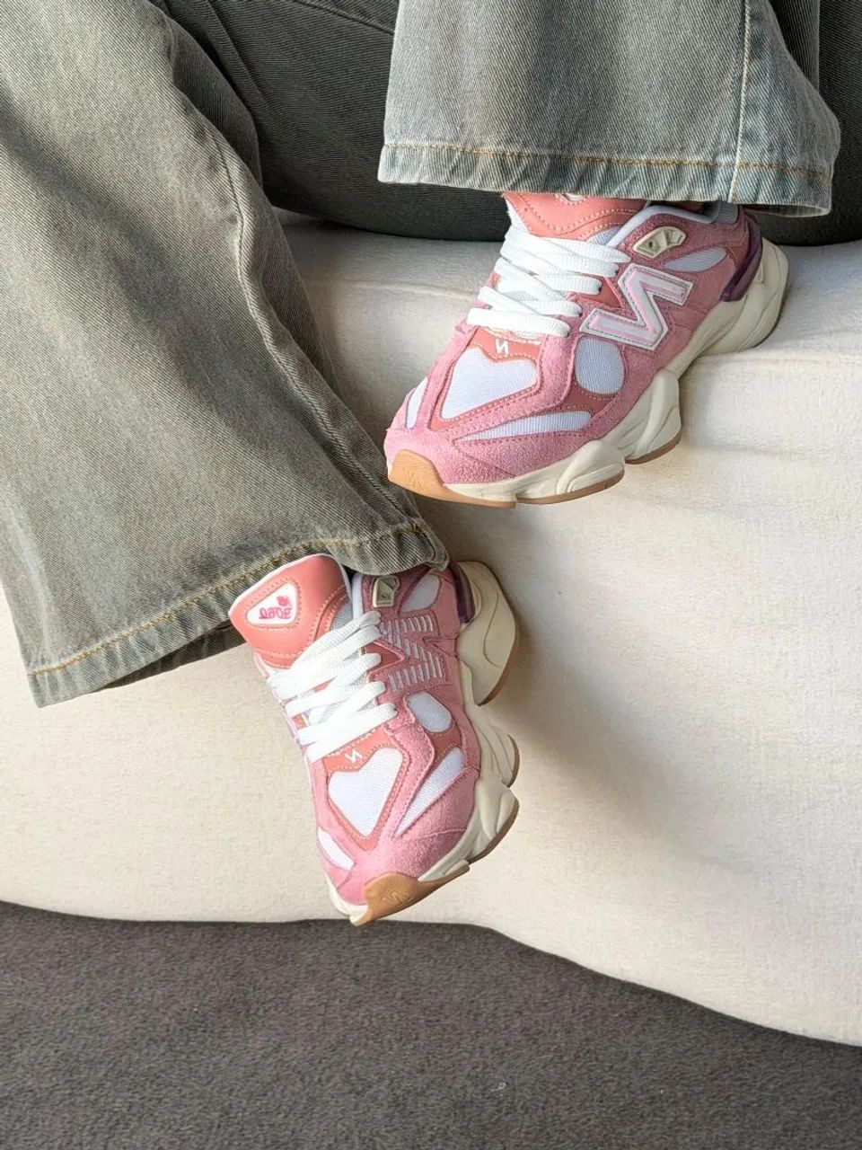 Tênis New Balance 9060, Rosa/Branco - Foto 2