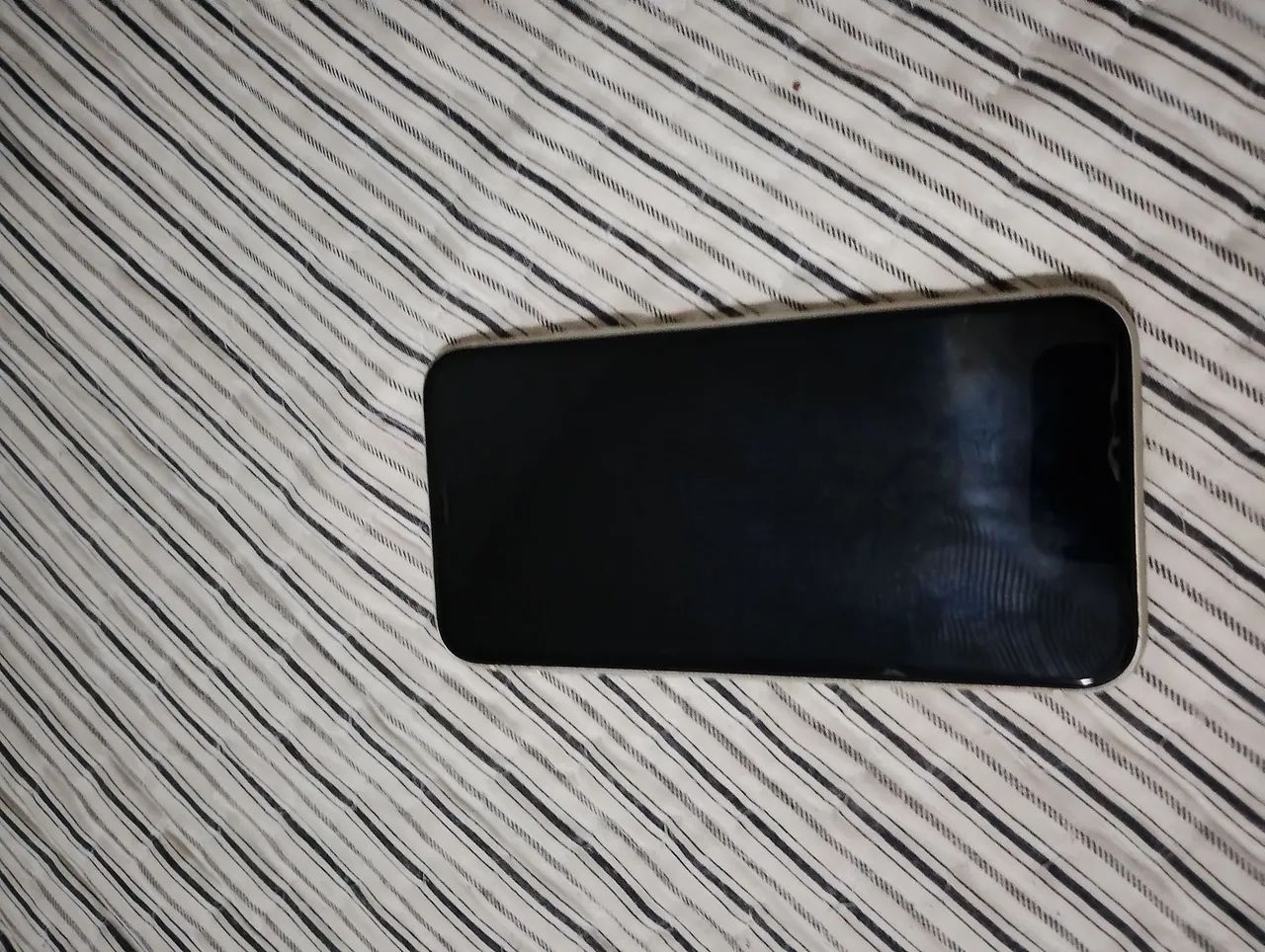 iPhone 11 único dono