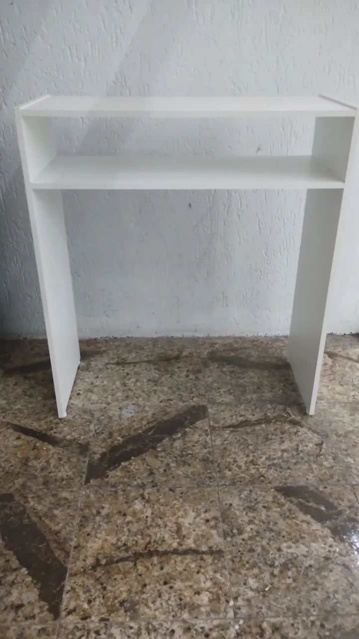 Mesa de manicure e descanso de mão 