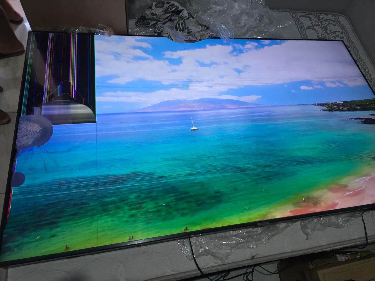 VENDO TV Samsung 75 polegadas com defeito (modelo 2022) - Foto 2