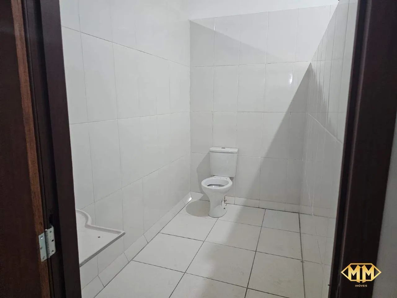 Excelente Sala Comercial nos Ingleses, rua de grande fluxo no bairro. - Foto 3