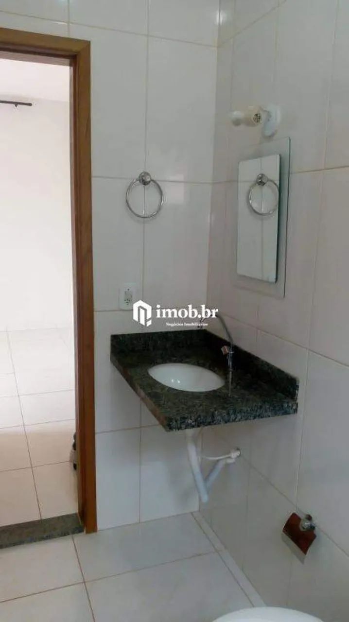 Casa no Bairro Ilha de Marajó com 2 Quartos e Quintal Gramado - Foto 2