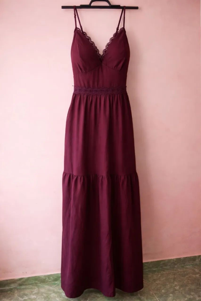Vestido vinho