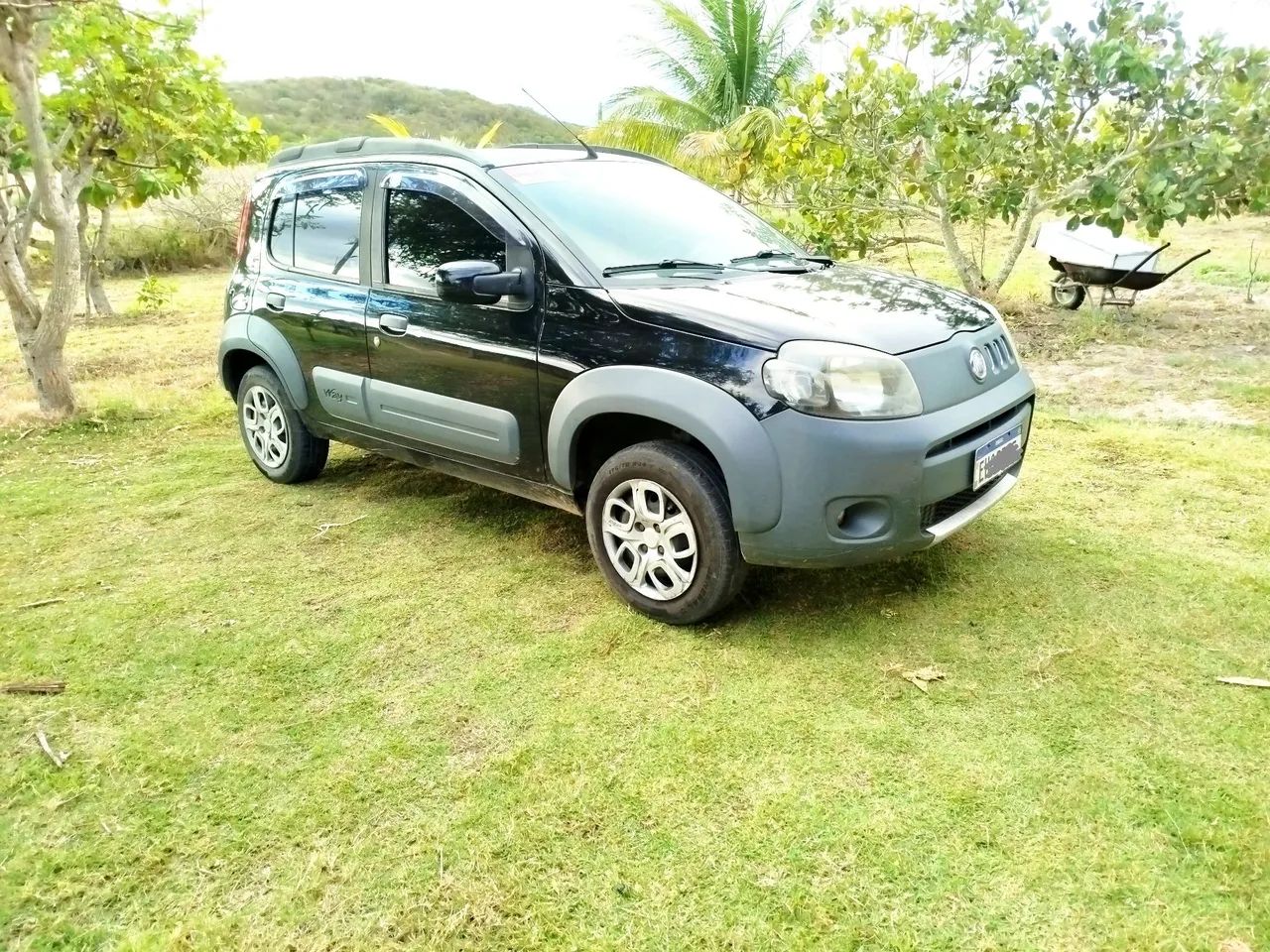 Fiat Uno WAY Celeb. 1.4 EVO Fire Flex 8V 5P 2012 - Foto 2
