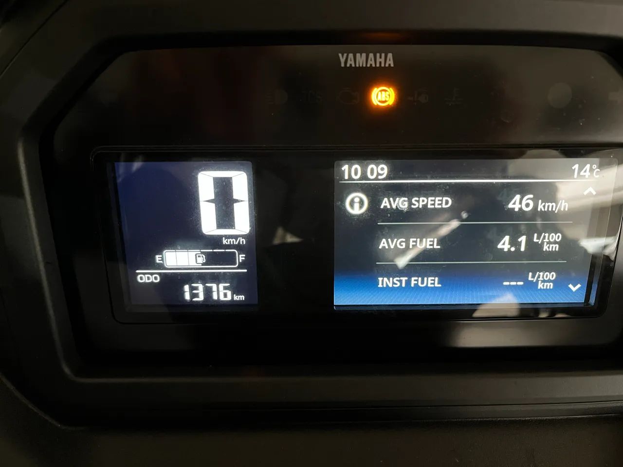 XMAX 300 CONNECTED ABS - Foto 4