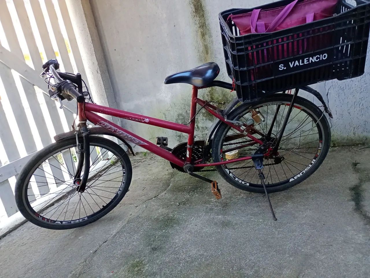 Bicicleta rara com dínamo  e farol