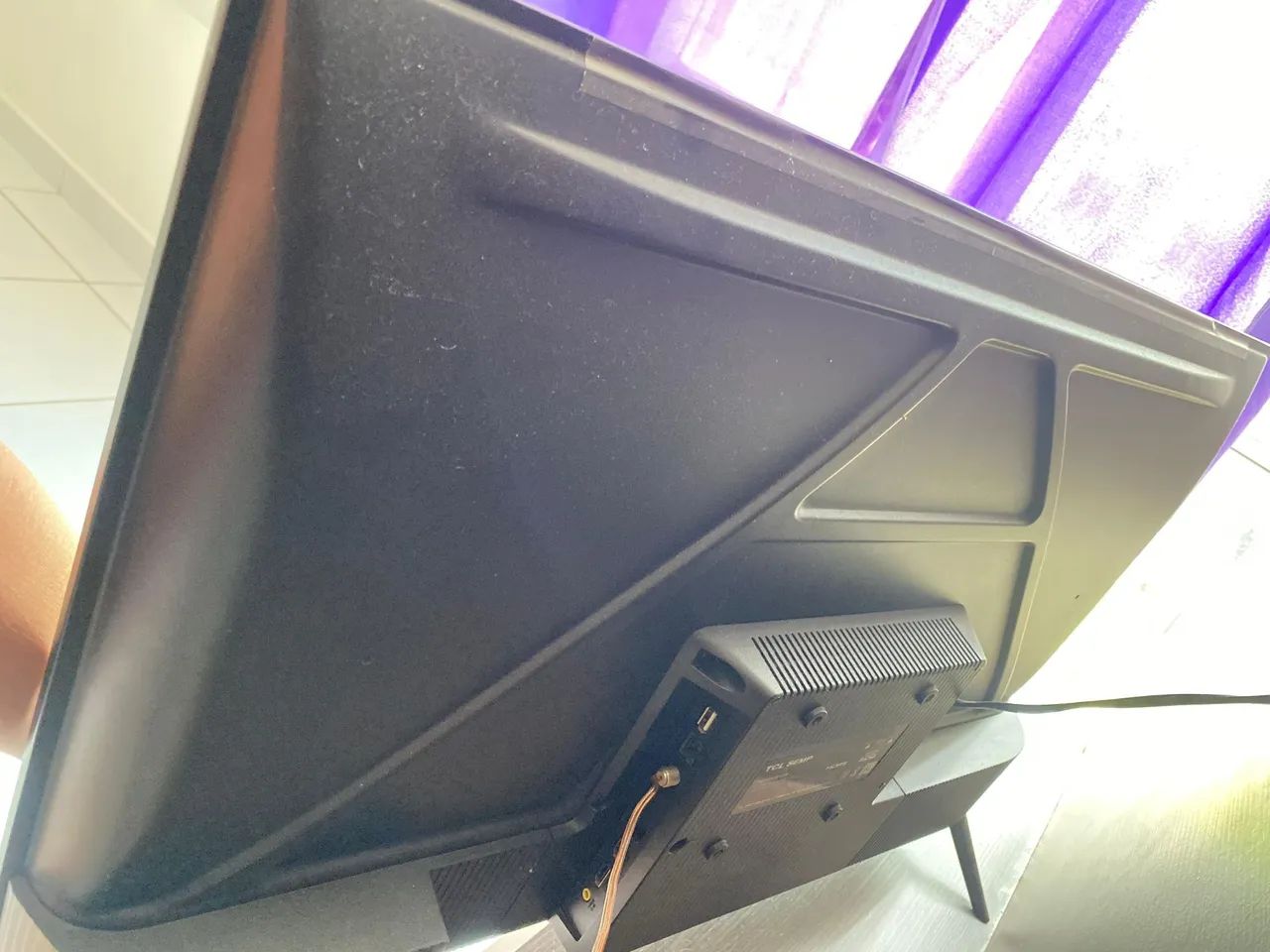 Vendo TV TCL SEMI NOVA  - Foto 2