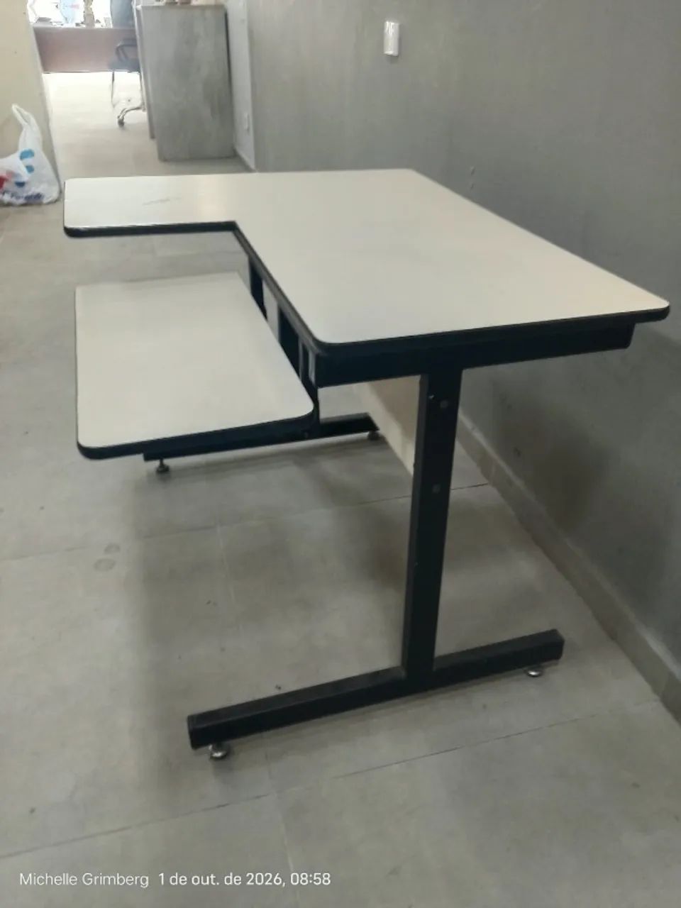 Mesa de Escritório de canto / mesa de computador  - Foto 5