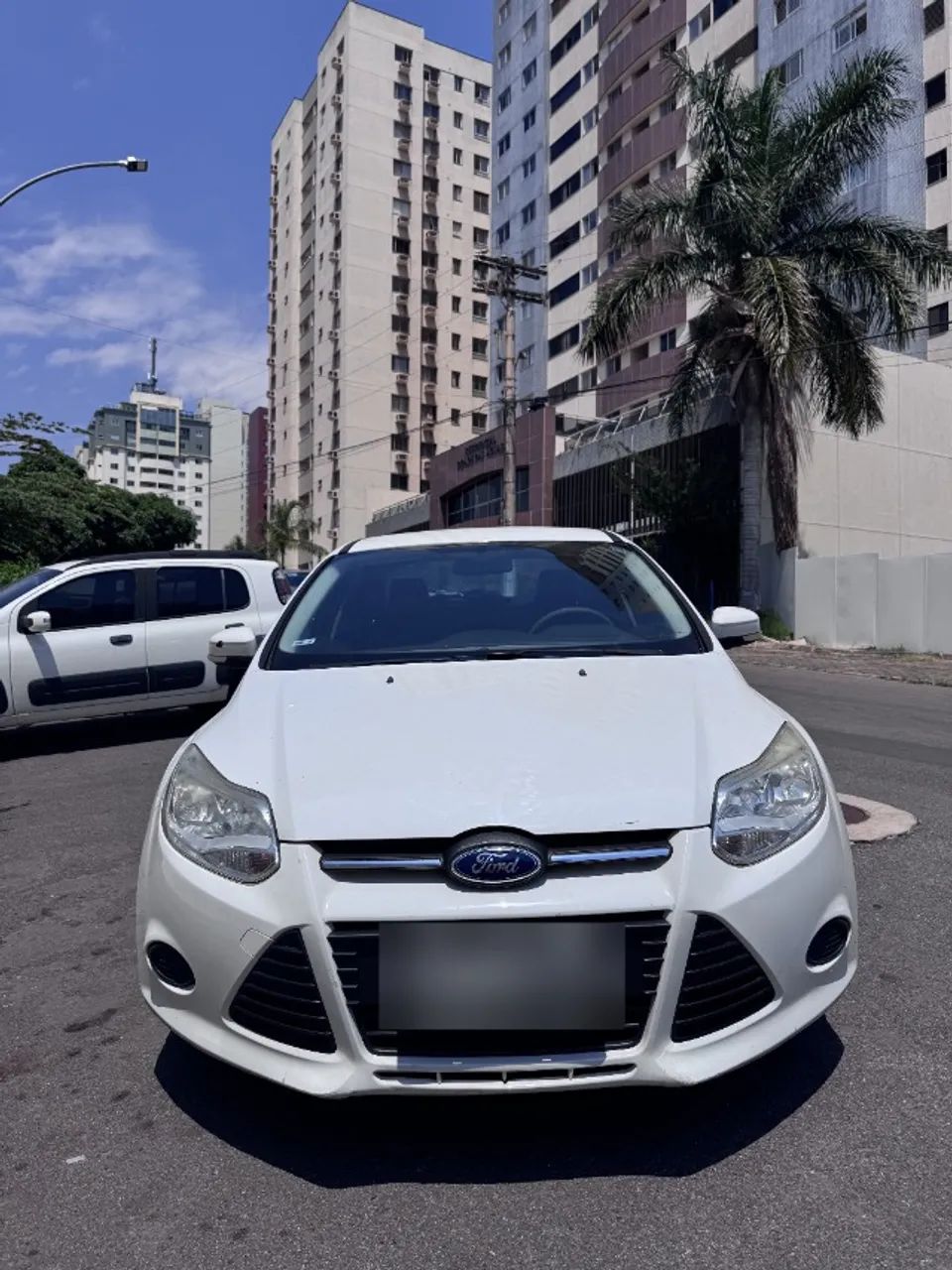 Ford Focus Focus Sedan 2.0 16V/2.0 16V Flex 4p Aut. 2014