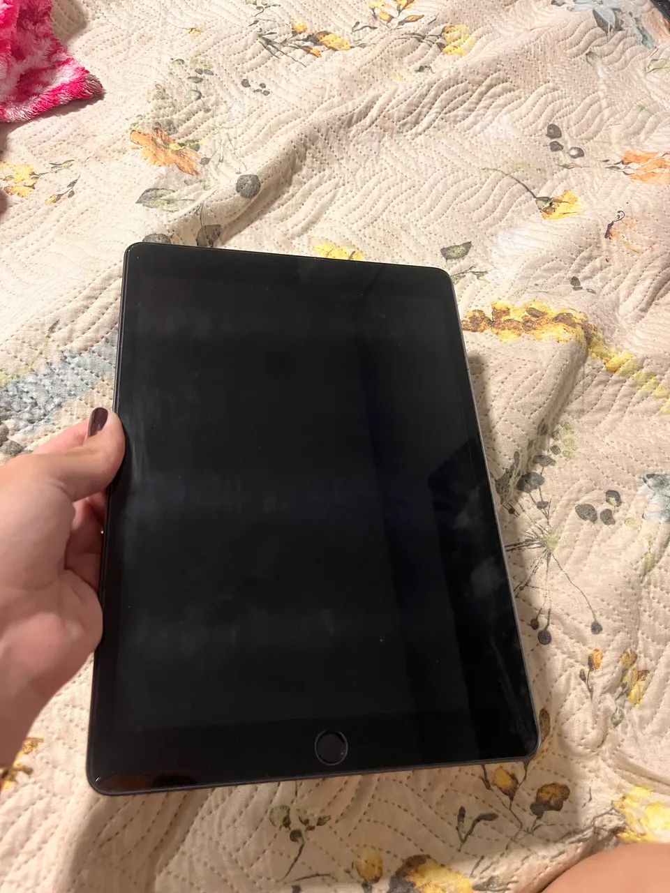 Ipad 9 64gb, com capa, caneta e teclado - Tablets e E-Readers