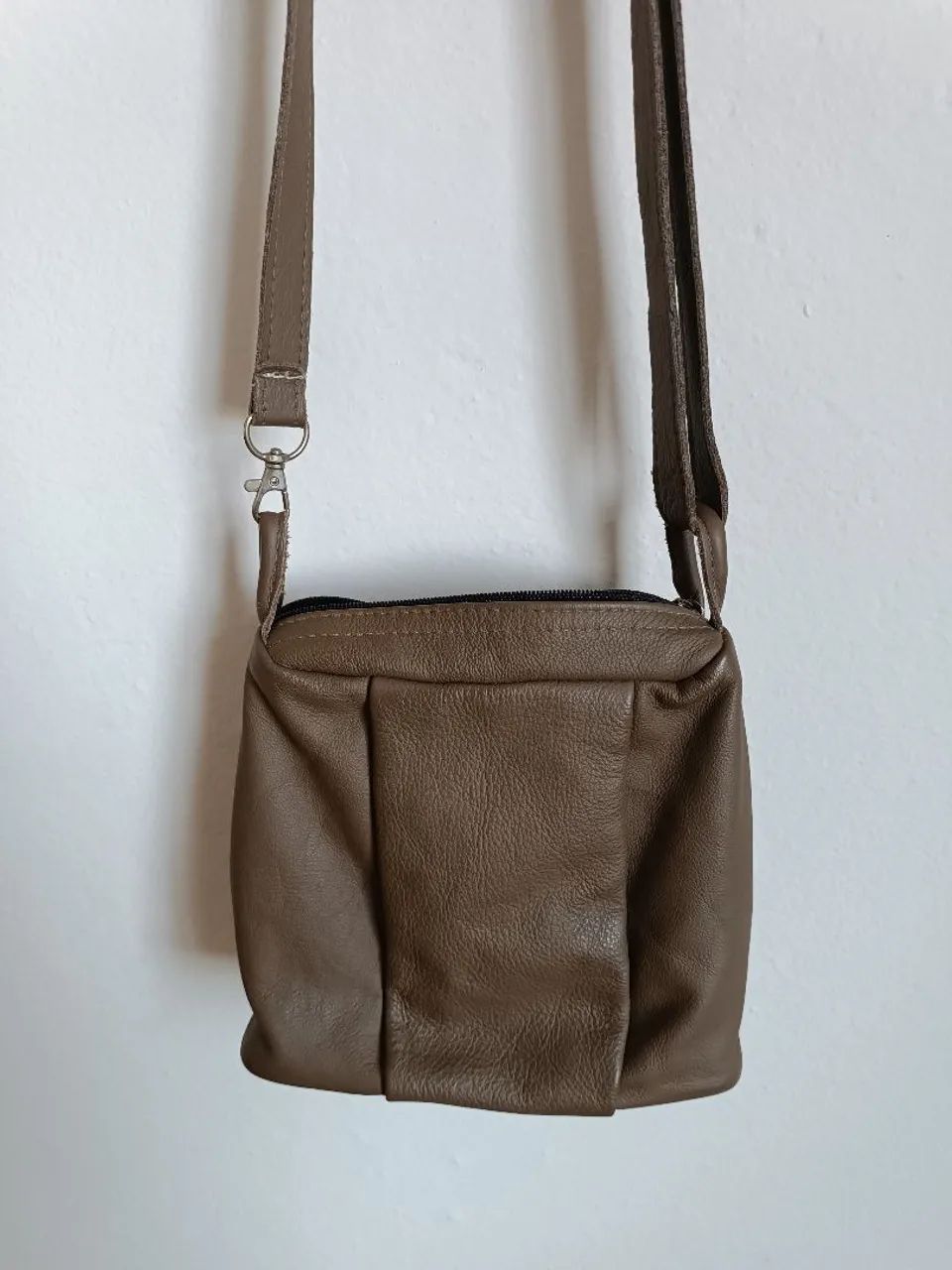 Bolsa de couro artesanal