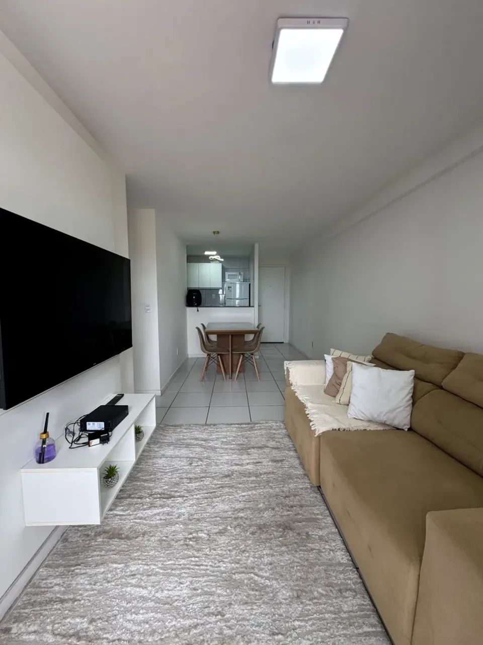 Vendo Apto com 2 quartos sendo 60 m² nascente no Leste Oeste - Foto 3