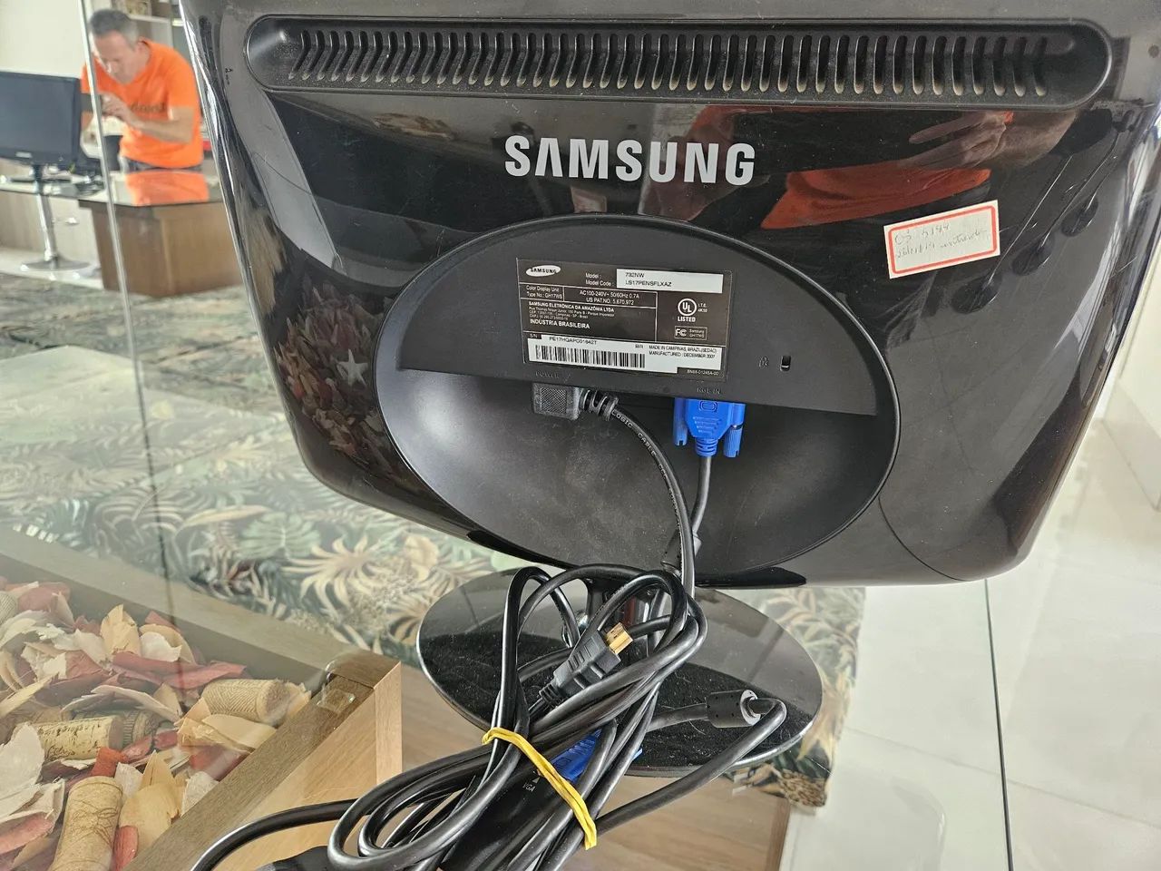 Monitor Samsumg 17" com adaptador hdmi - Foto 2