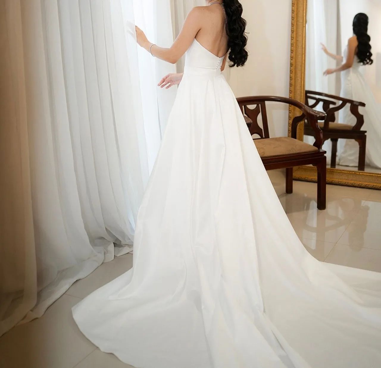 Vestido de Noiva Minimalista, Clássico e Atemporal