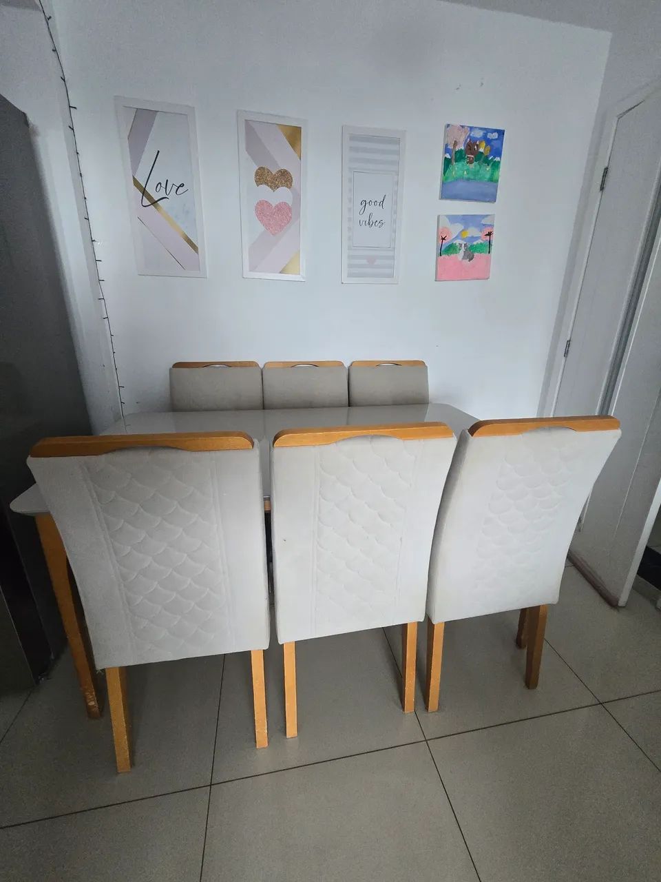 Mesa 6 lugares com 6 cadeiras