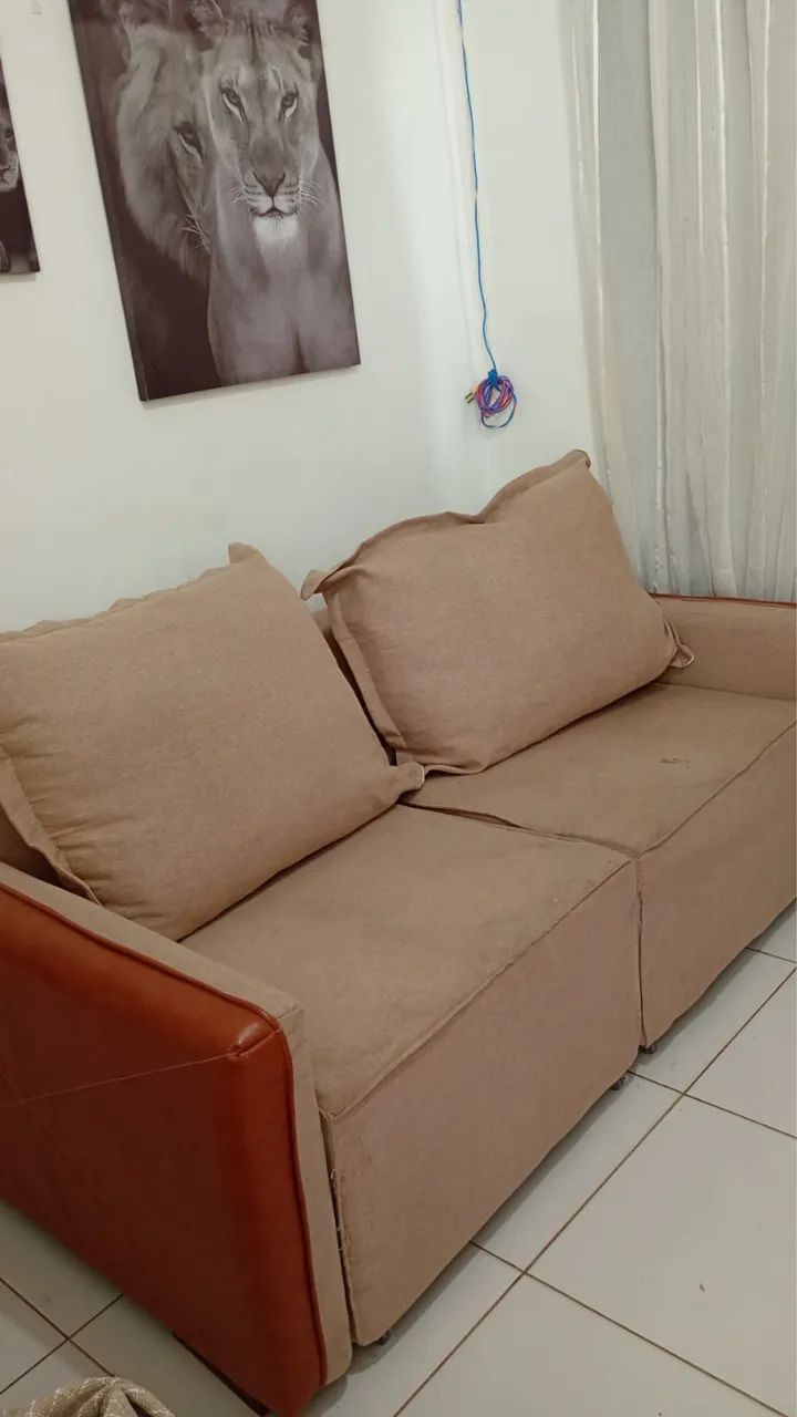 Vendo sofá de 2 lugares