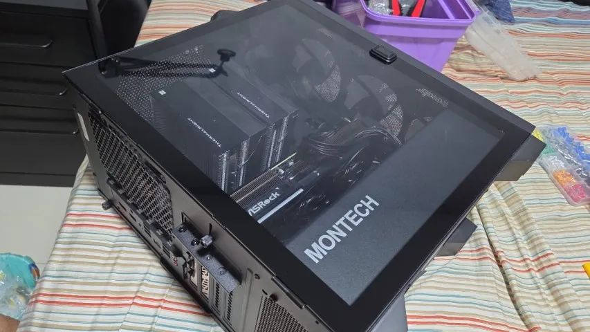 PC Gamer AMD RX 9070XT + Ryzen 5 9600x + 32GB DDR5 - Foto 4