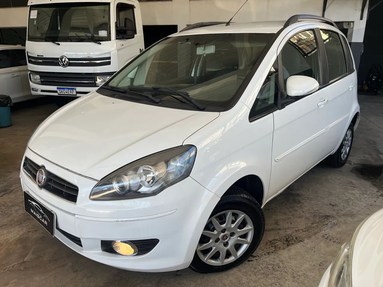 Fiat Idea Attractive 1.4 Fire Flex 8V 5P 2012 - Foto 2