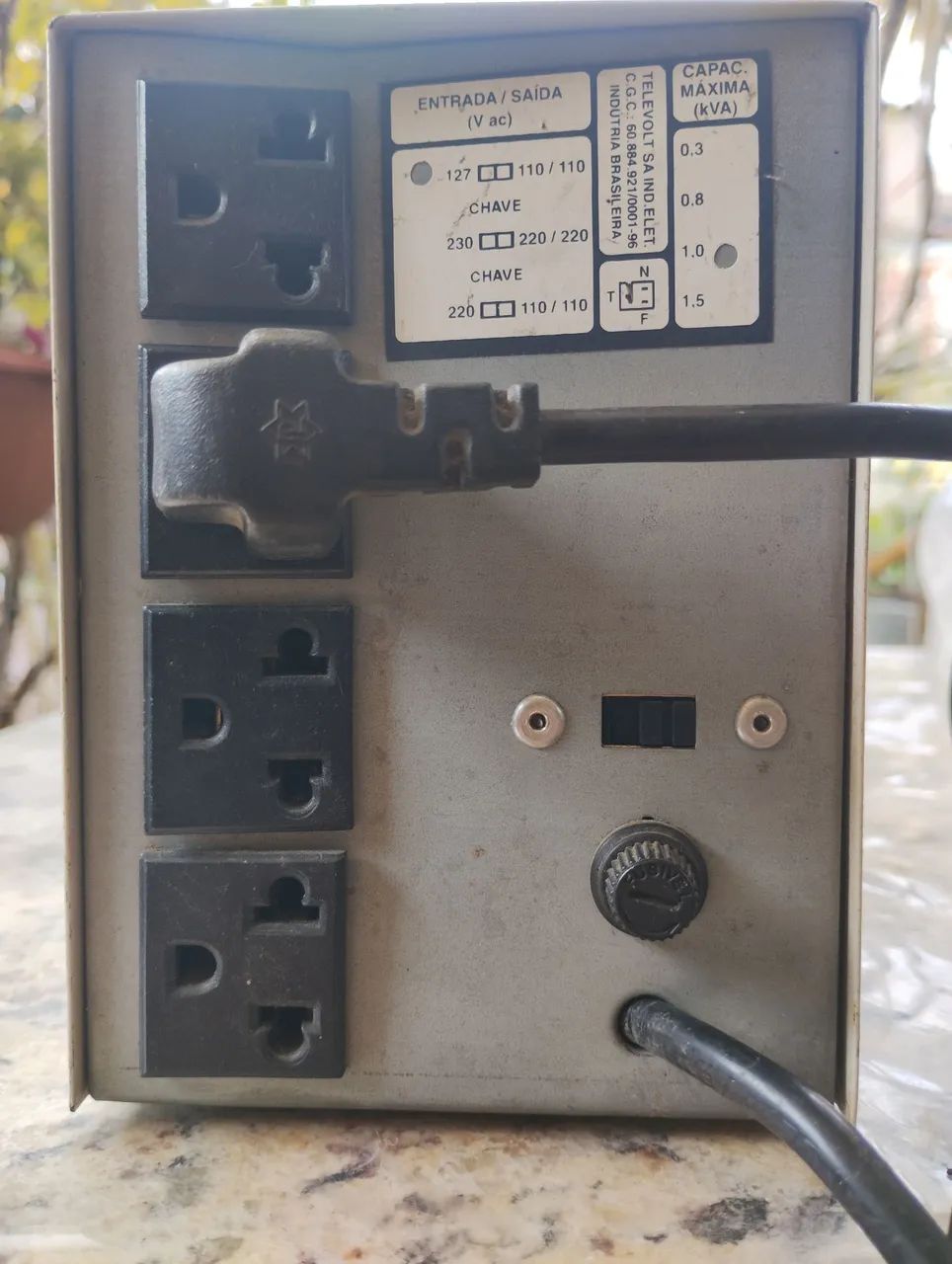 Estabilizador televolt personal PC - Foto 2