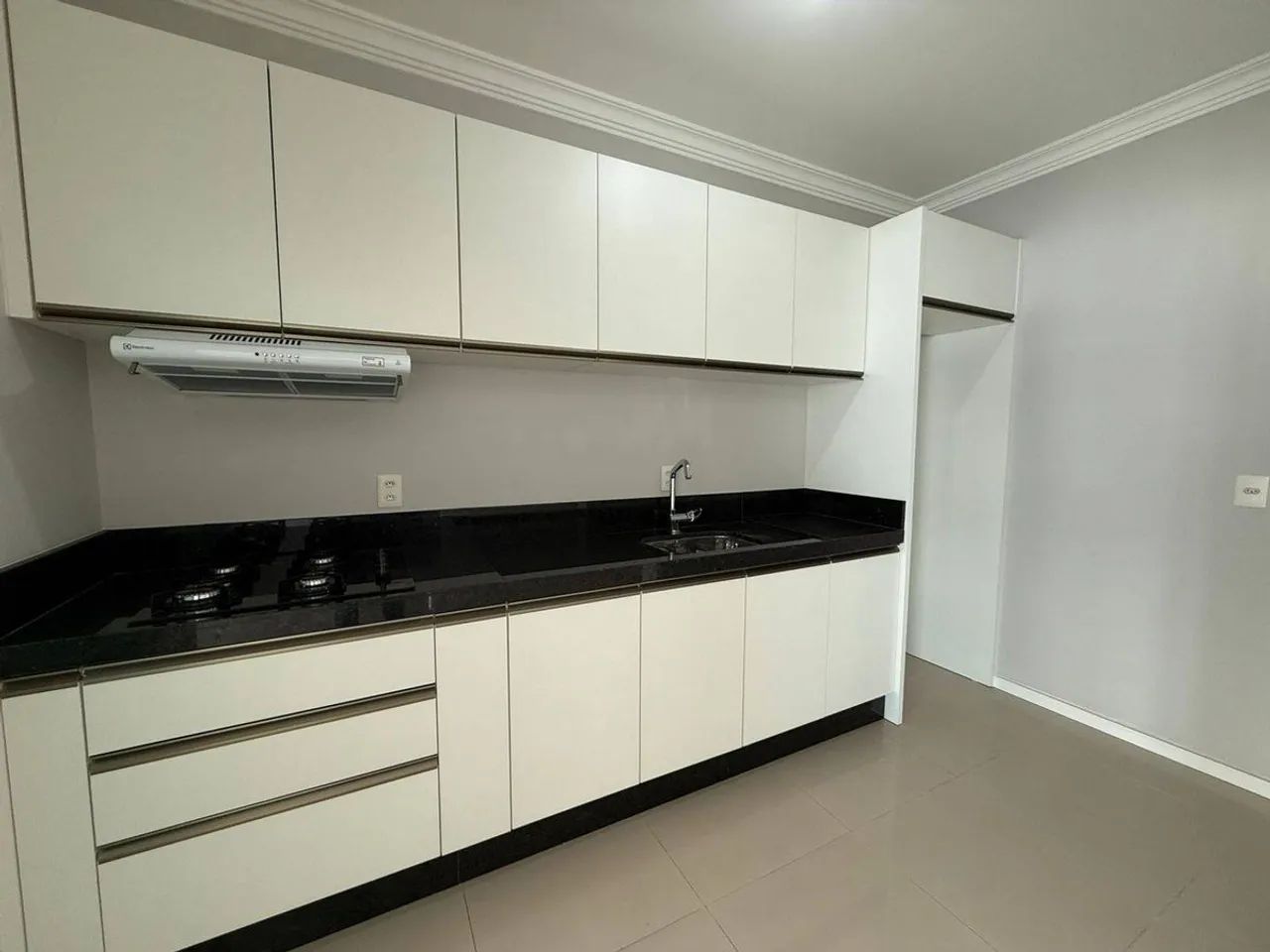 Apartamento 2 dormitórios, sendo 1 suite para locação na Vila Real - Foto 4