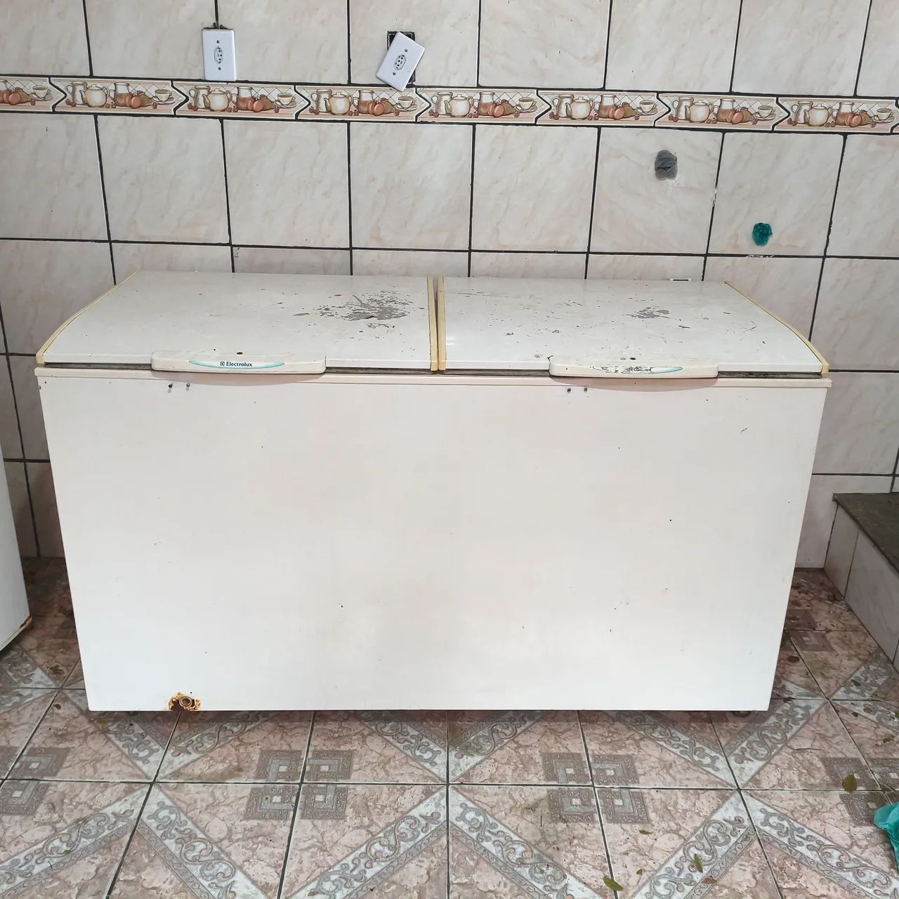 FREEZER ELETROLUX HORIZONTAL 2 TAMPAS