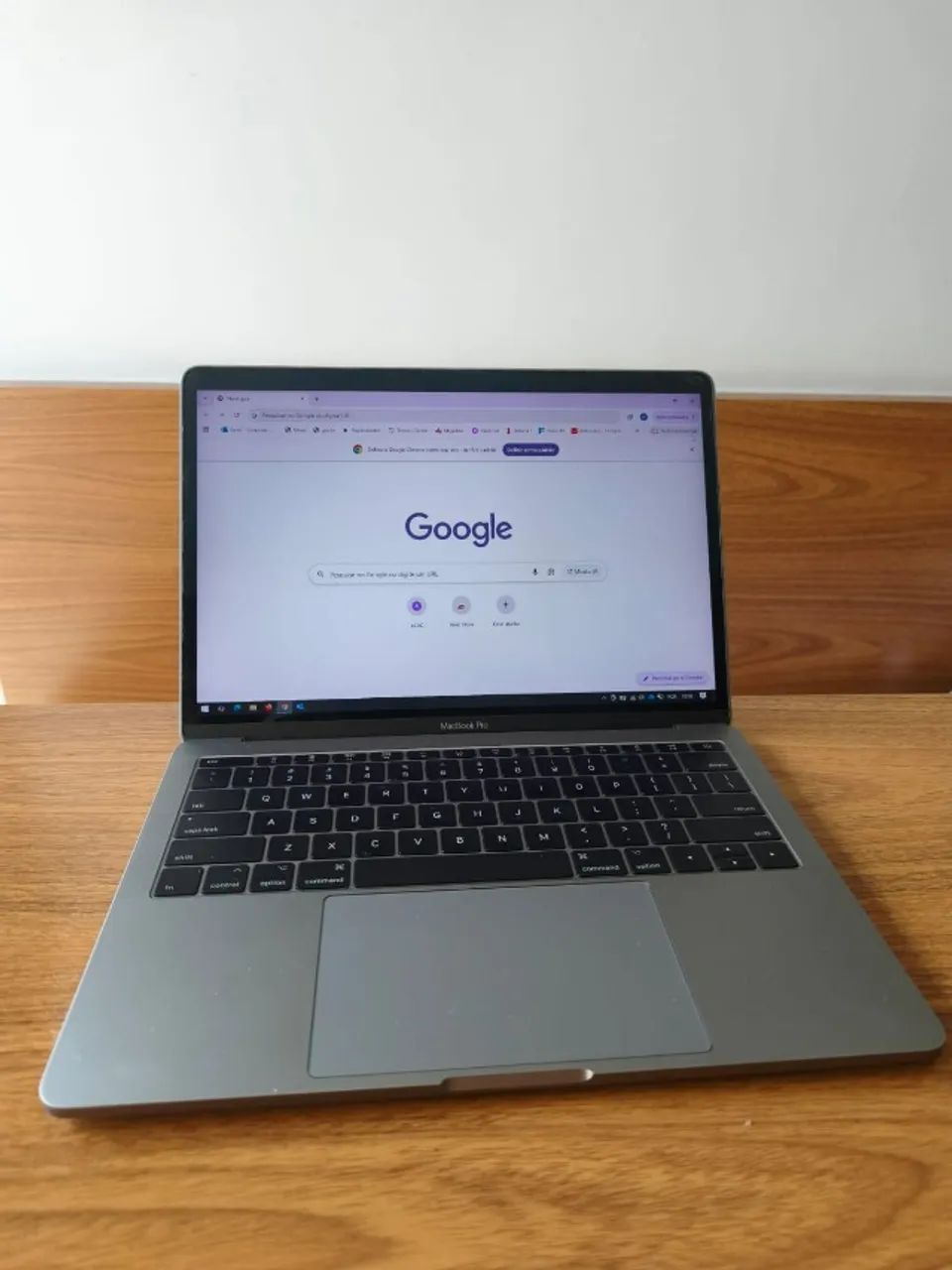 MacBook Pro 14 Retina 2017 - Intel Core i5 - 8GB RAM  - Foto 4