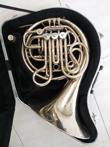 Trompa Yamaha 668n